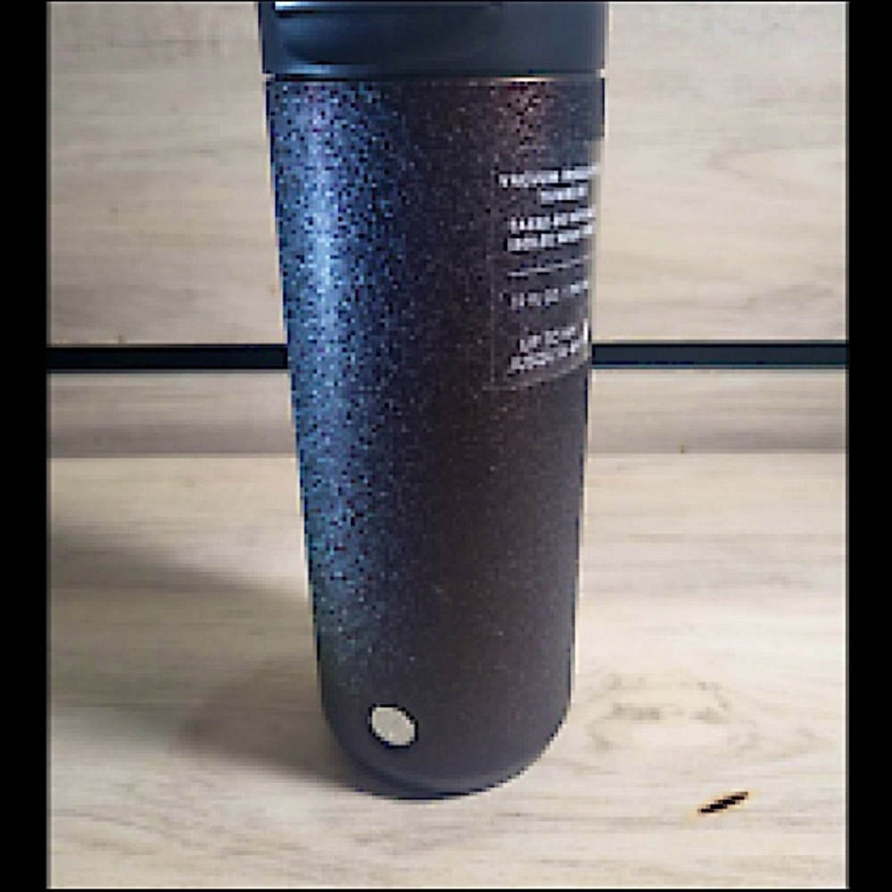 Starbucks New Spring 2022 Black Pebble Vacuum Insulated Cold/Hot Tunbler 12 oz